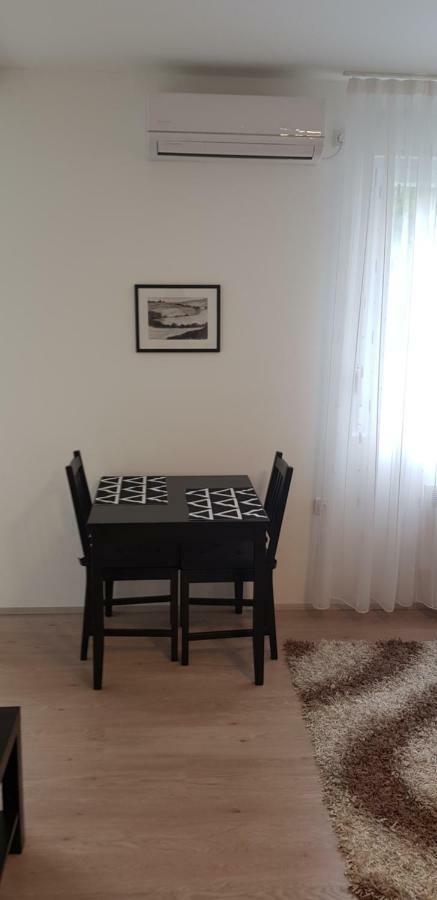 Orhideja Osijek Apartment Ngoại thất bức ảnh